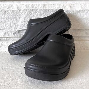 Klogs Footwear Springfield Work Clog Slip Resistant Slip-on - Black - Like New  